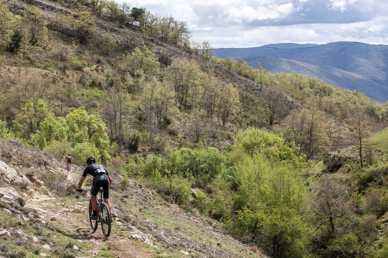 Fotos: Segunda etapa de La Rioja Bike Race (II)