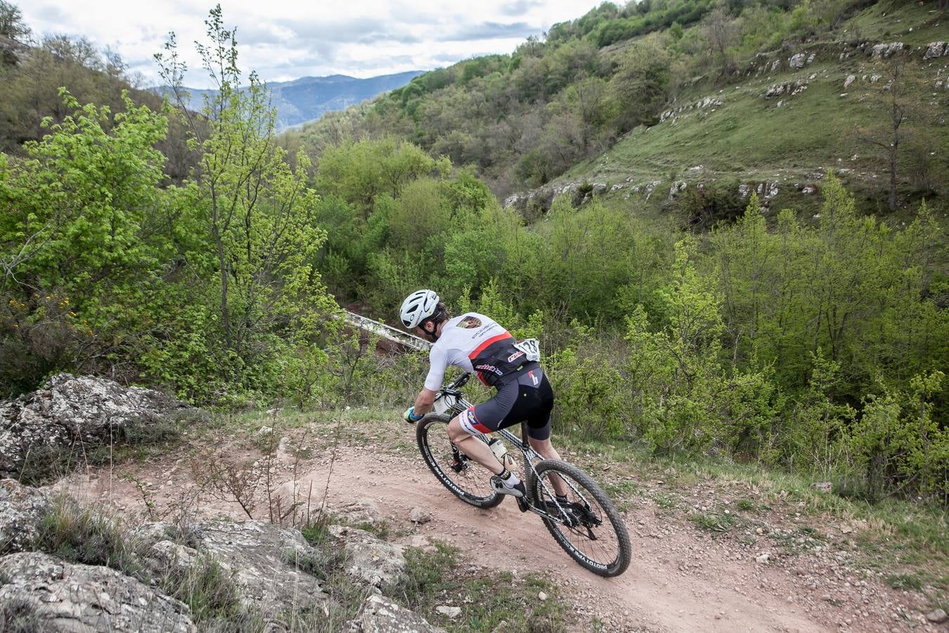 Fotos: Segunda etapa de La Rioja Bike Race (II)