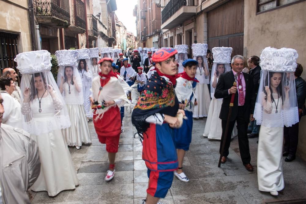 Fotos: Procesión del Pan del Santo y del Peregrino de anto Domingo