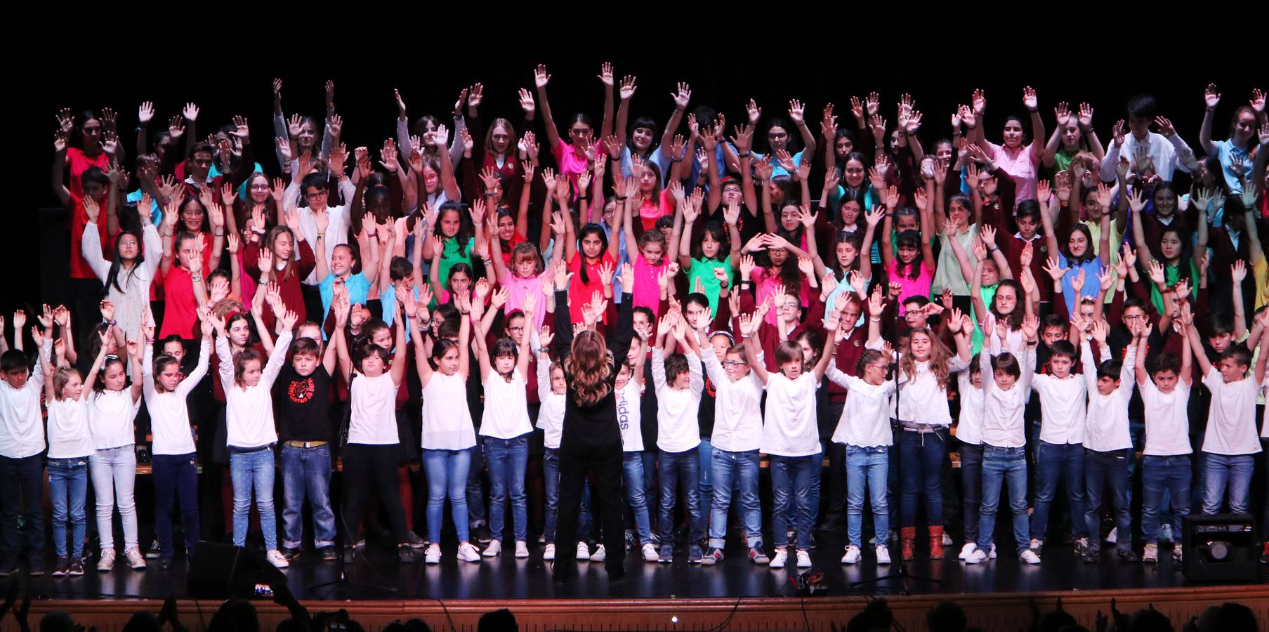 En el concierto participaron cuatro formaciones musicales y 200 niños.