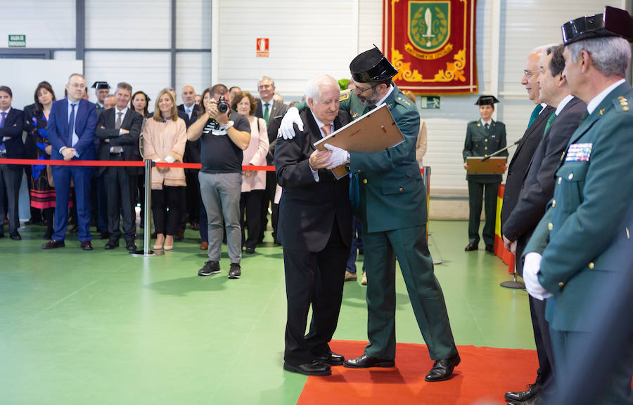 El Acuartelamiento de la Guardia Civil de Logroño ha celebrado este lunes un acto conmemorativo