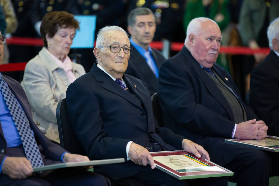 El Acuartelamiento de la Guardia Civil de Logroño ha celebrado este lunes un acto conmemorativo