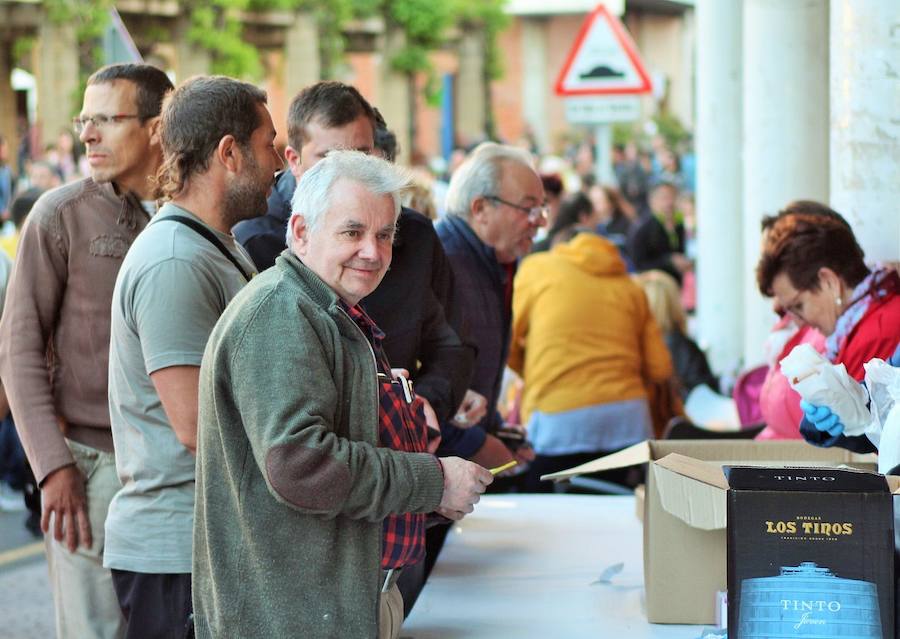 La asociación de mujeres ofreció una degustación de bocadillo