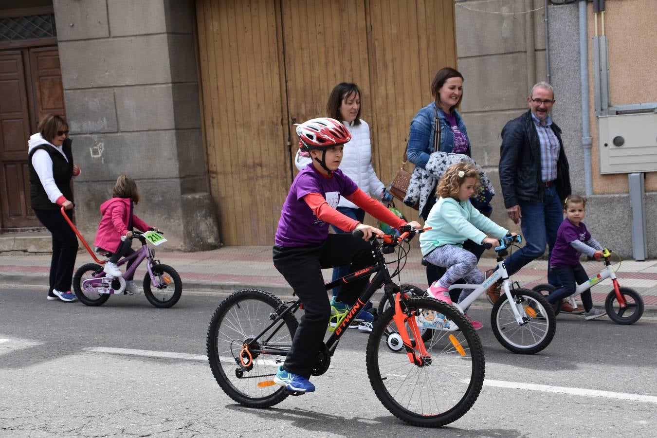 Fotos: XVI día de la bicicleta de Cervera del Río Alhama