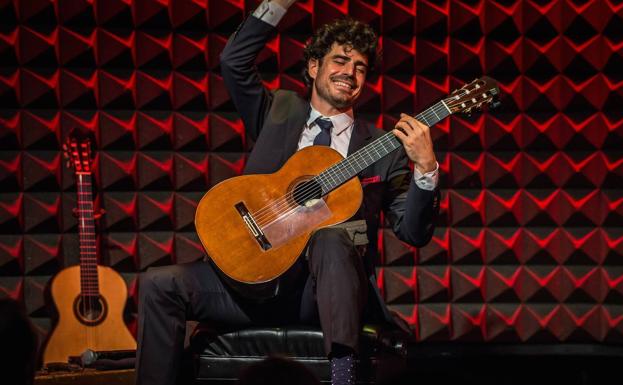 Sáinz-Villegas, el primer guitarrista en aparecer como solista con la Sinfónica de Chicago en casi dos décadas