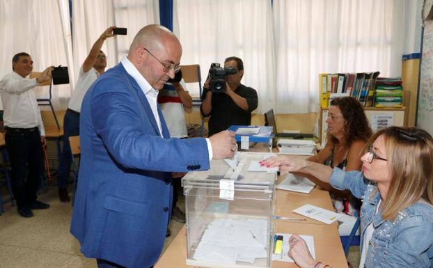 El candidato de VOX a la alcaldía de El Ejido (Almería), Juan José Bonilla