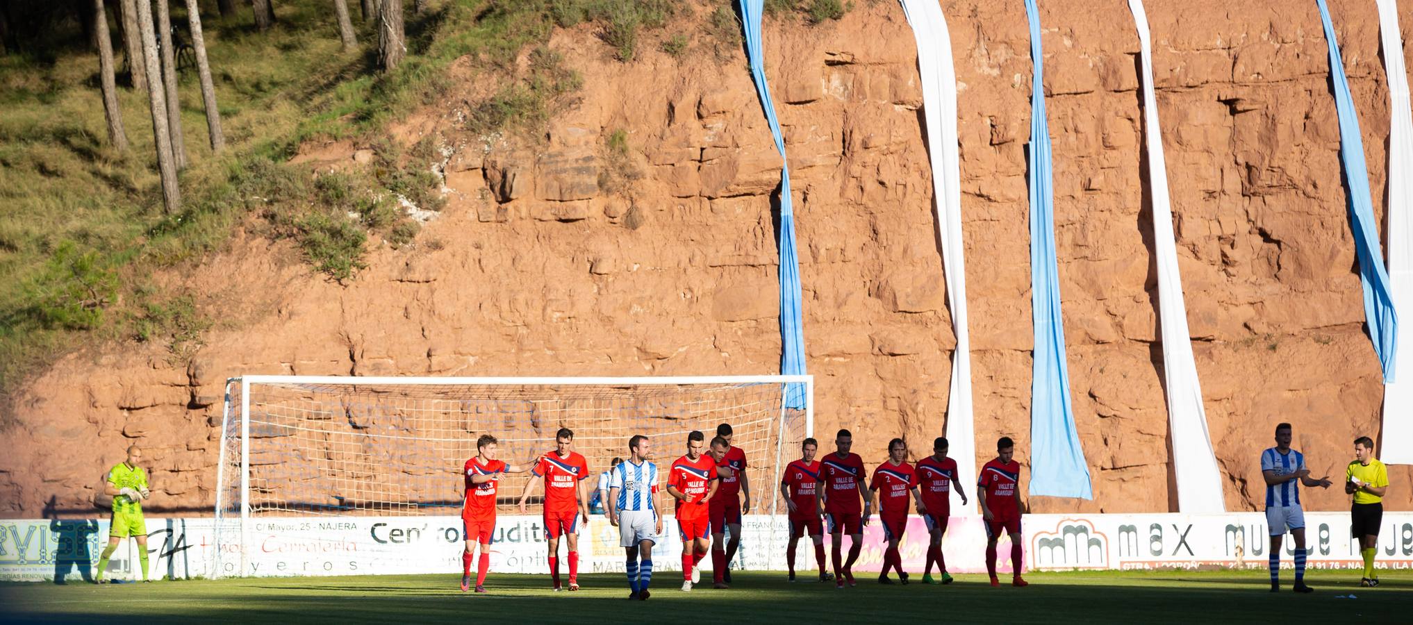 Los de Roberto Ochoa quedan apeados del 'play off' de ascenso tras empatar a un tanto contra los navarros