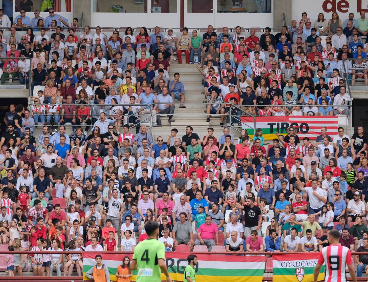 Fotos: UDL-Badajoz: el ambiente previo