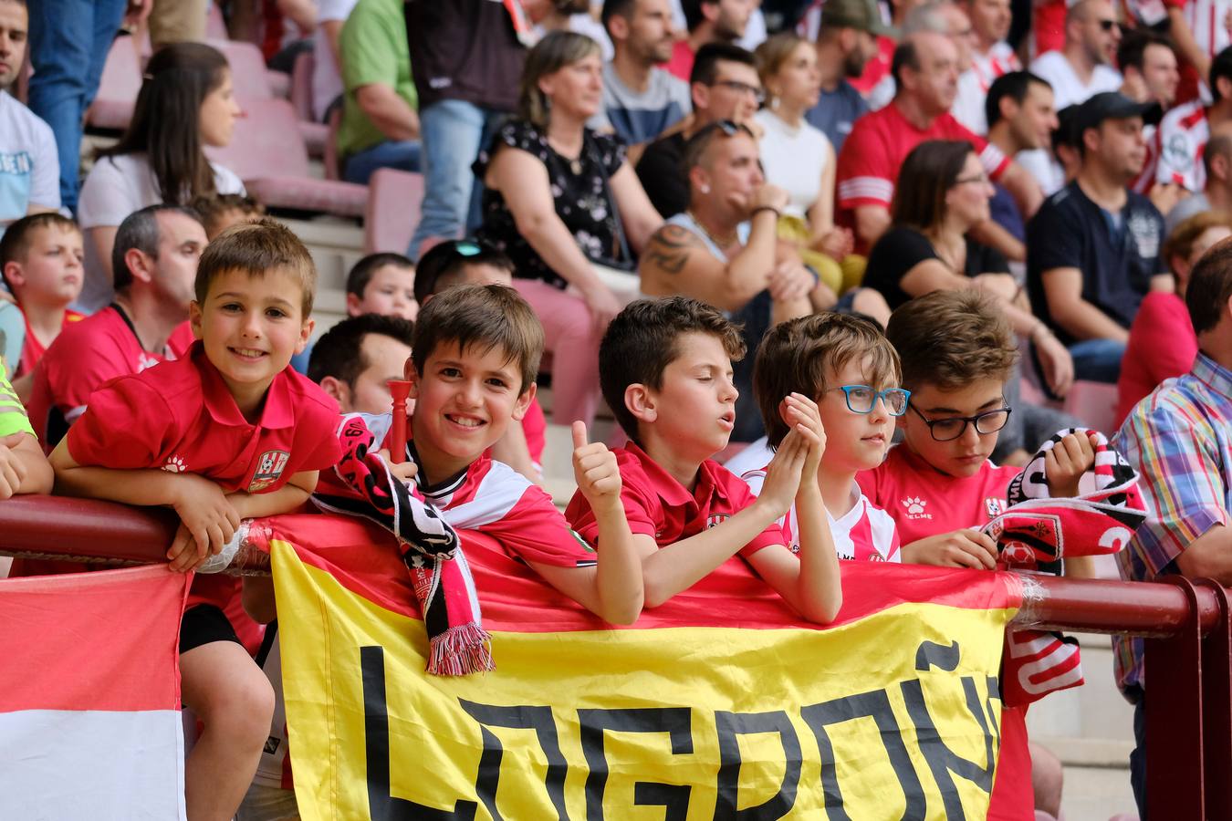 Fotos: UDL-Badajoz: el ambiente previo