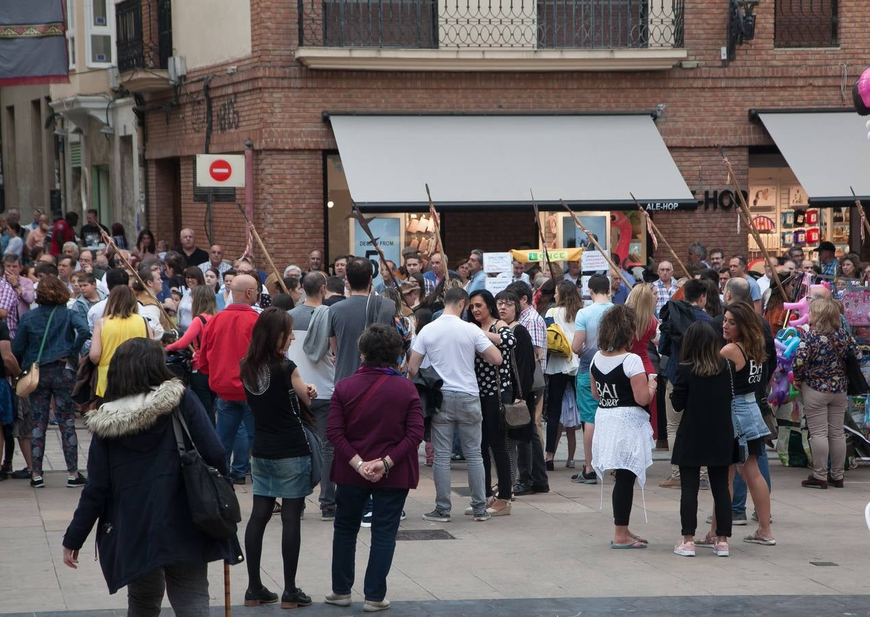 Fotos: Ambiente en las calles de Logroño por San Bernabé: el sábado