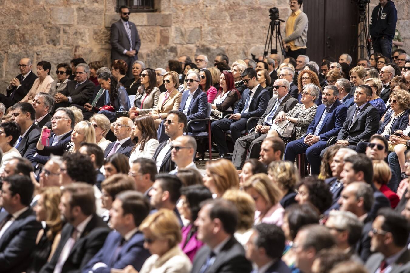 San Millán de la Cogolla ha acogido la celebración institucional del 9 de junio con la entrega de las Medallas de La Rioja, el Galardón de las Artes y las distinciones de Riojanos Ilustres 