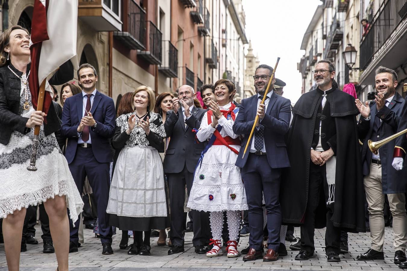 Fotos: Los banderazos y la procesión de San Bernabé