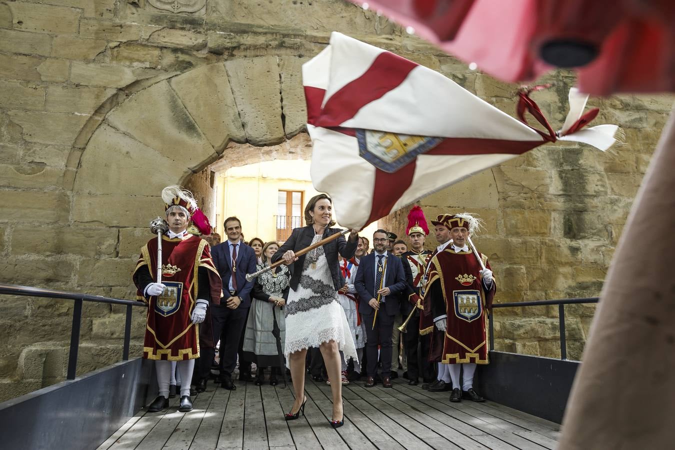 Fotos: Los banderazos y la procesión de San Bernabé