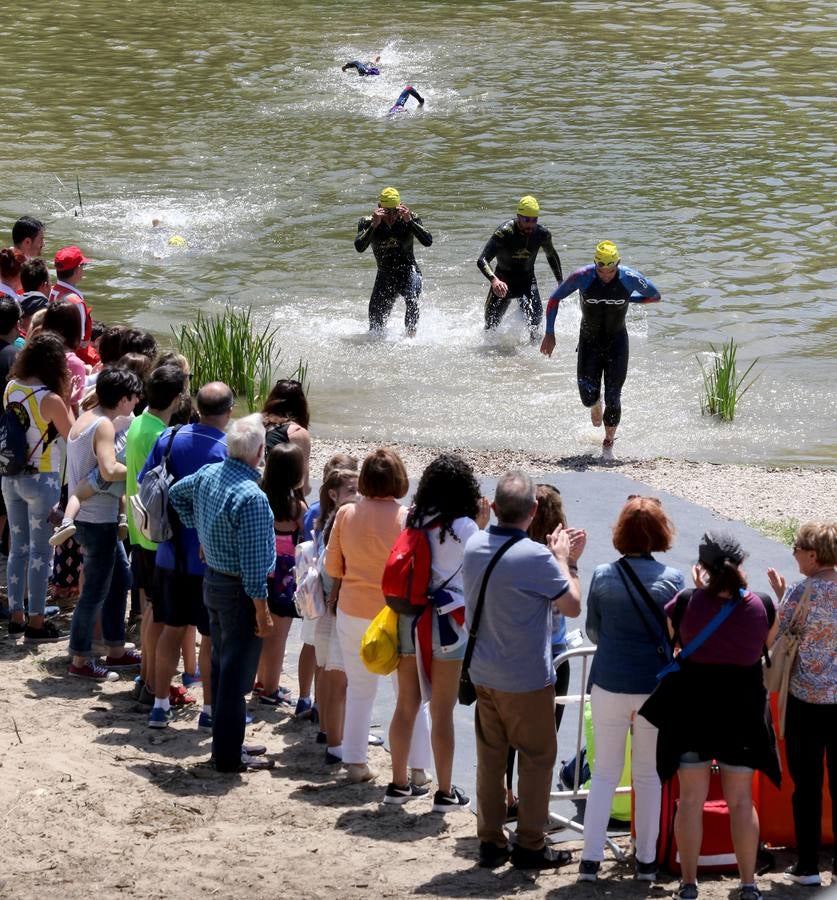 Fotos: La tercera edición del Triatlón La Rioja, en imágenes