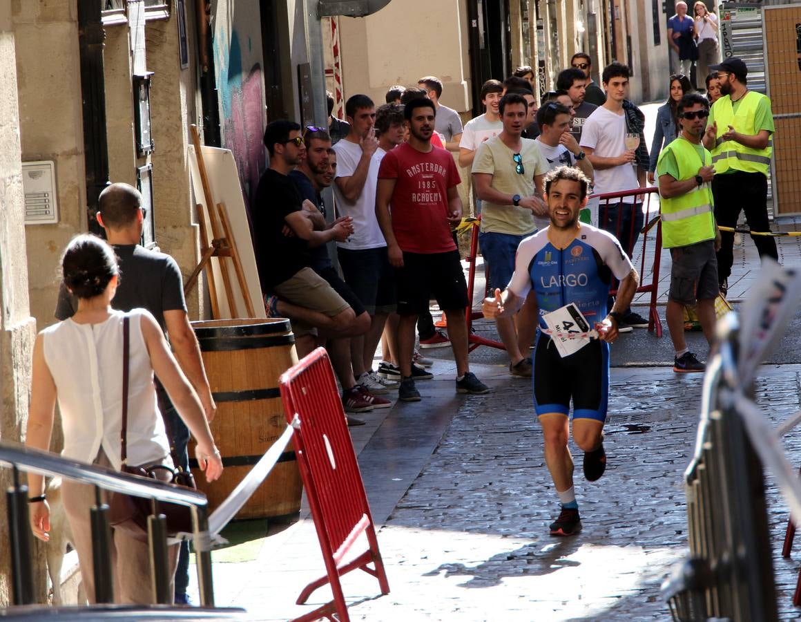 Fotos: La tercera edición del Triatlón La Rioja, en imágenes