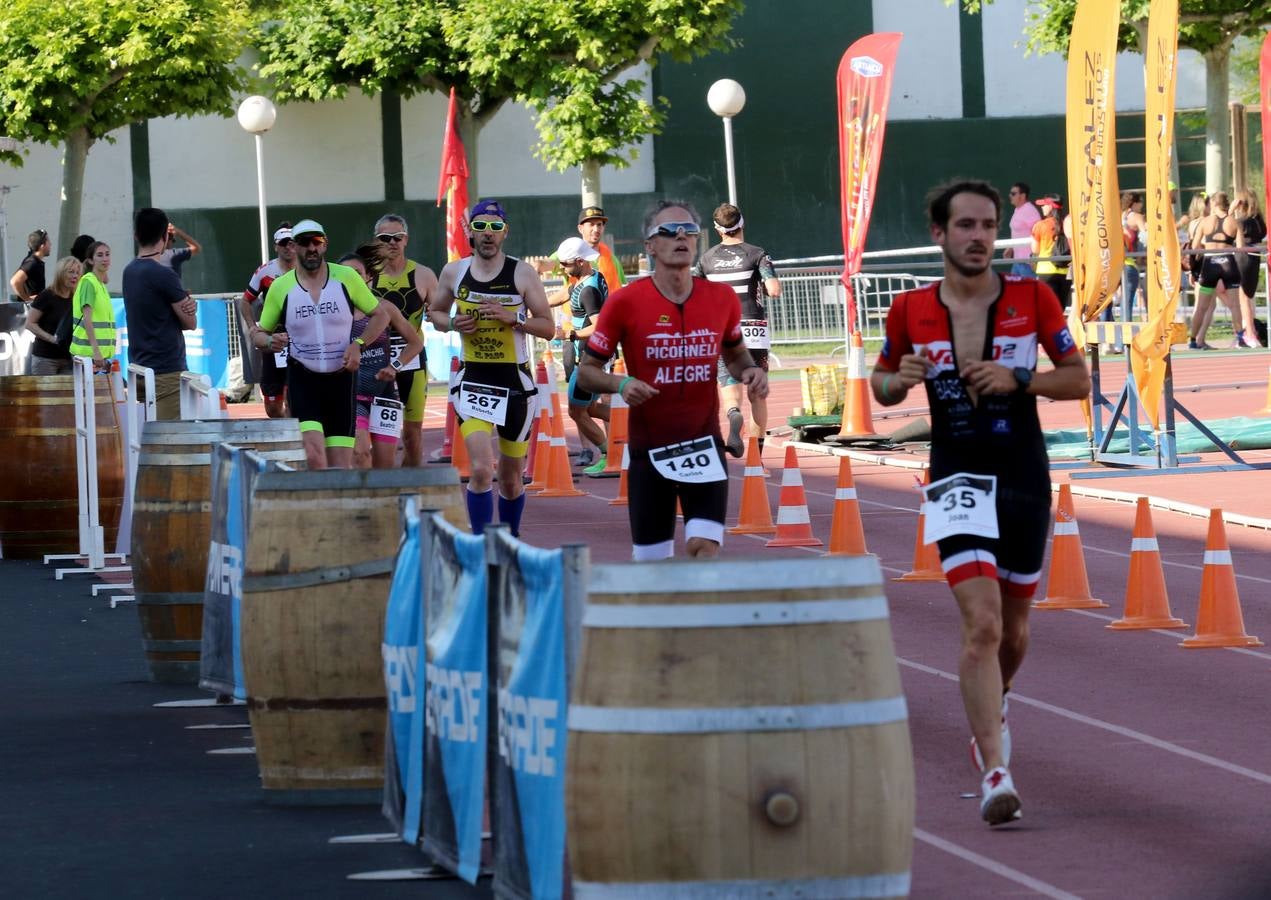 Fotos: La tercera edición del Triatlón La Rioja, en imágenes