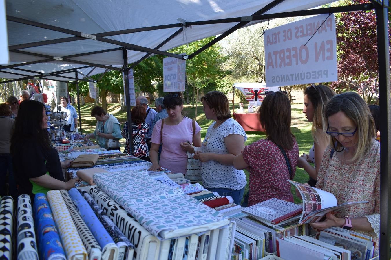 Fotos: XXVIII encuentro de asociaciones culturales de La Rioja y I encuentro de patchwork en Ocón