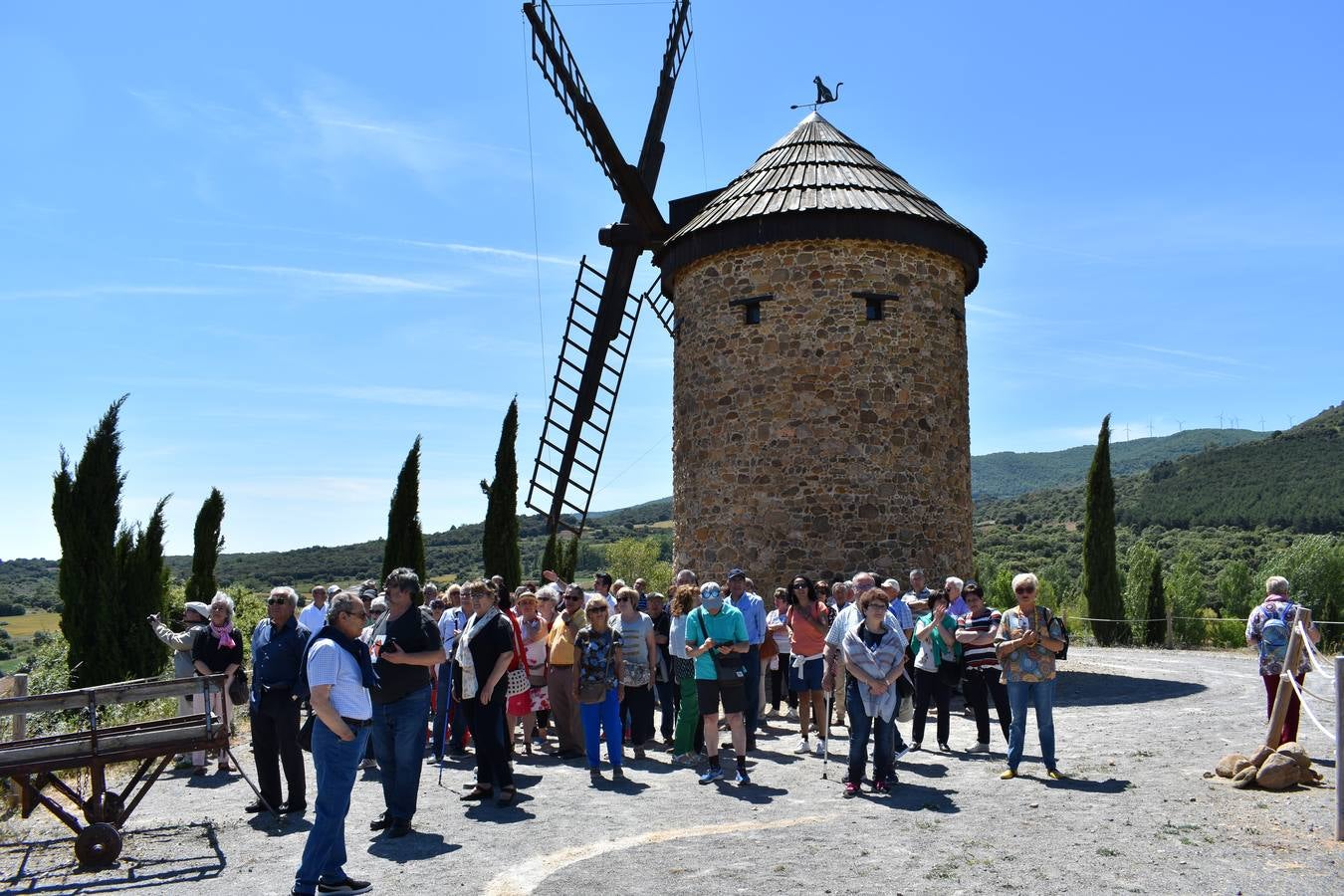 Fotos: XXVIII encuentro de asociaciones culturales de La Rioja y I encuentro de patchwork en Ocón