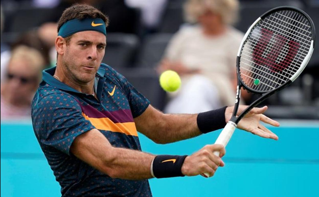 - Juan Martín del Potro en acción contra el canadiense Denis Shapovalov.