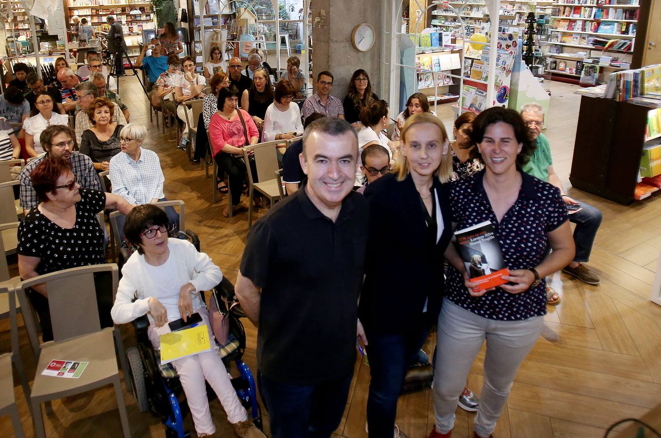 Fotos: Lorenzo Silva y Noemí Trujillo presentaron su último libro, &#039;Si esto es una mujer&#039;, en el Espacio Santos Ochoa