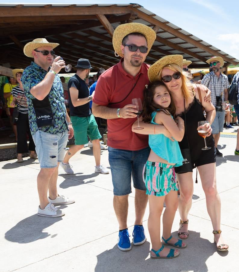 La finca institucional se ha convertido este sábado en un parque temático en torno al vino y la gastronomía riojana