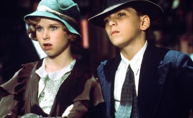 Una imagen de los niños protagonistas de 'Bugsy Malone, nieto de Al Capone'.