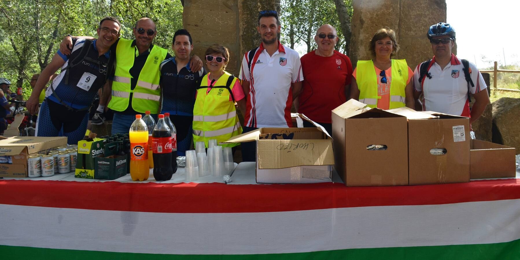 Participantes en el Día de la Bicicleta de Autol