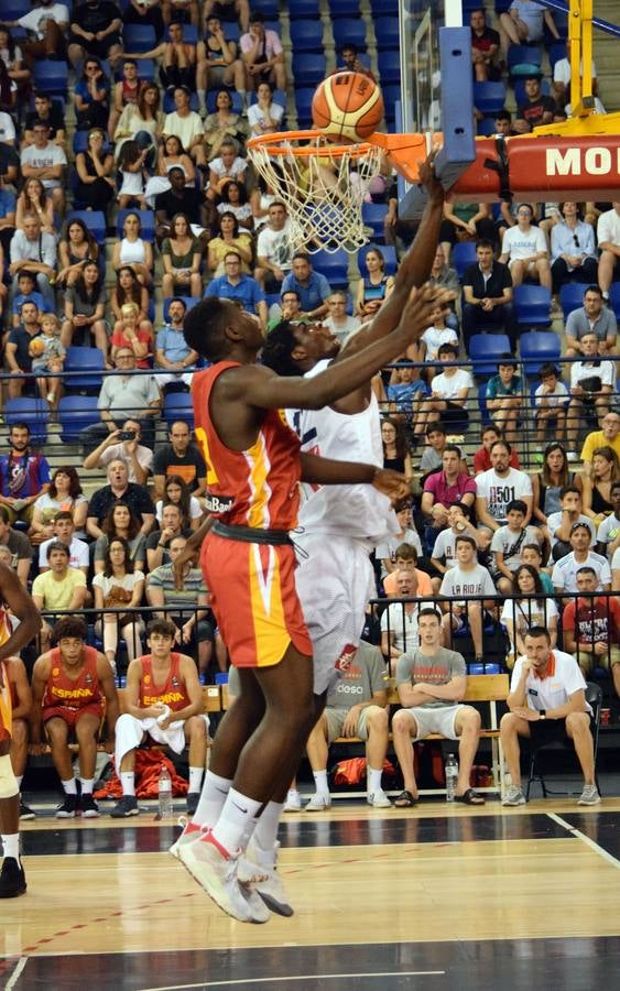 Fotos: España cae ante Francia en Logroño