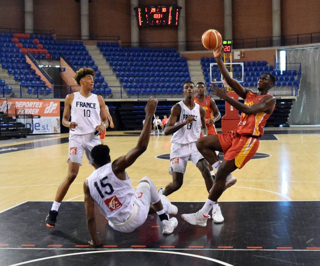 Fotos: España cae ante Francia en Logroño