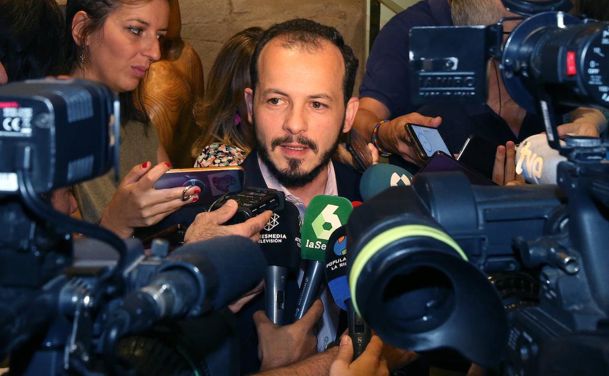 Baena: «El discurso de Andreu es el de una candidata sin los apoyos necesarios»