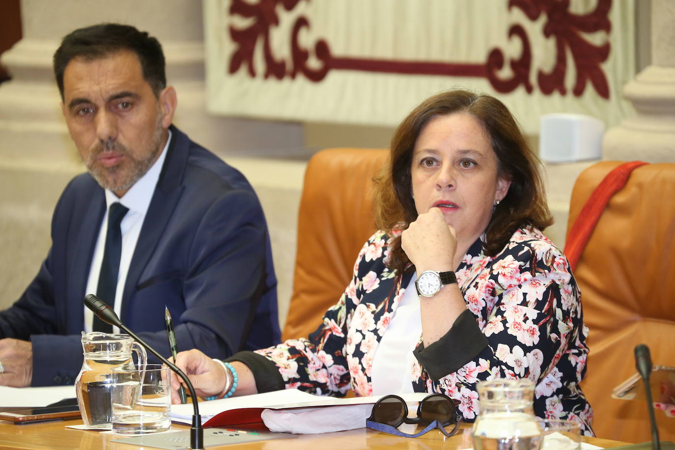 Fotos: Primera sesión del debate de investidura de Concha Andreu