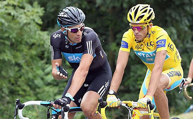 Flecha y Contador en el Tour de 2010.