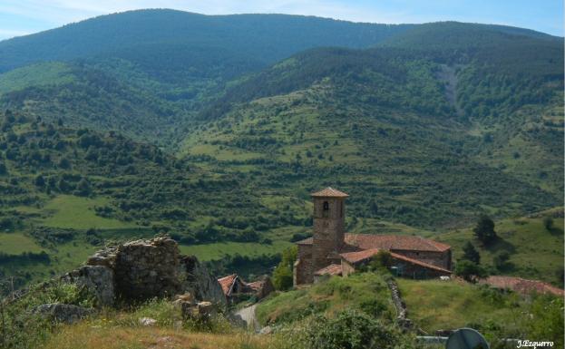 Imagen principal - Vista de Montenegro, casco urbano de Villoslada y subida del camino hacia Ortigosa 