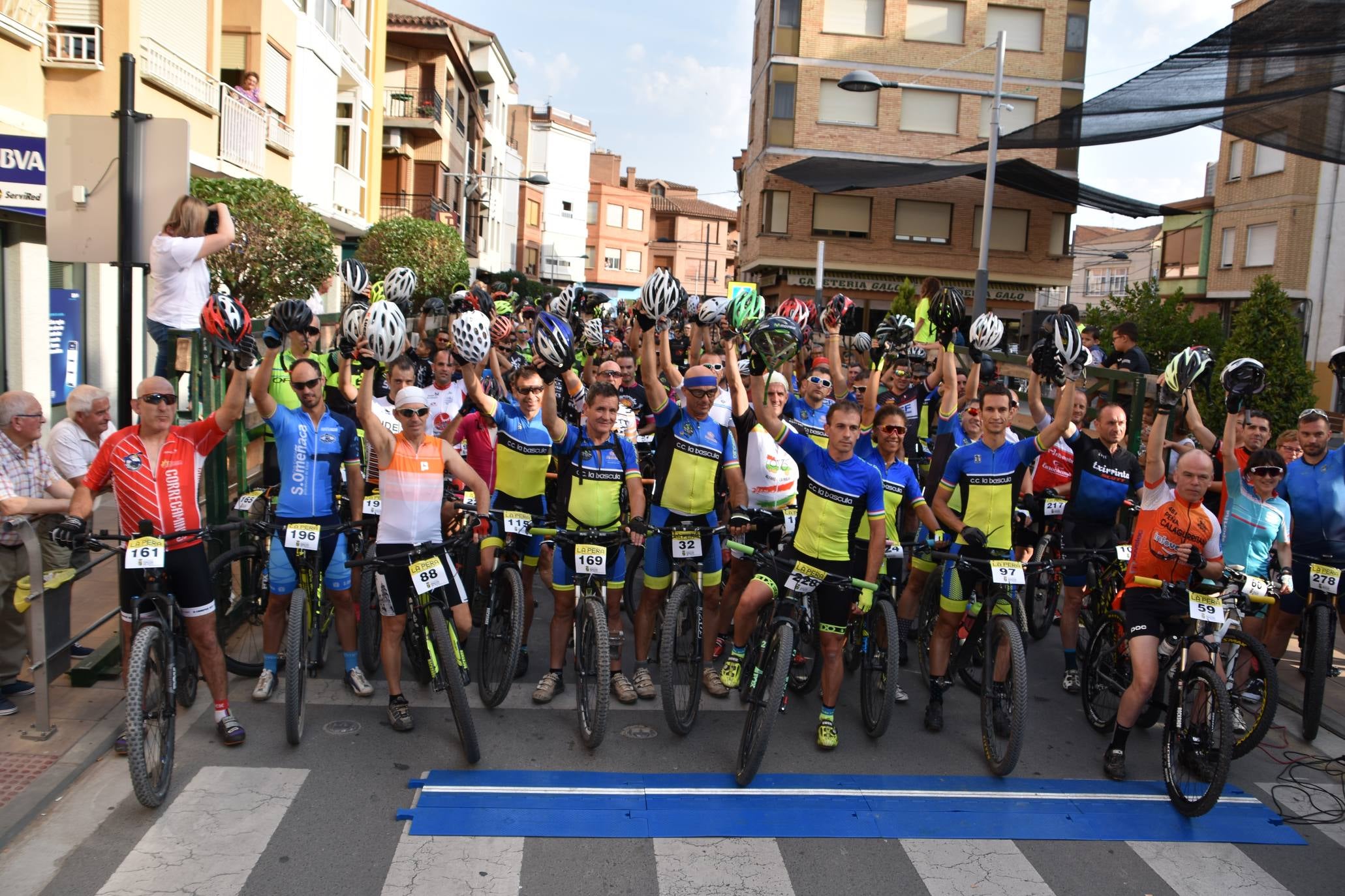 Fotos: Aitor Royo gana la BTT La Pera