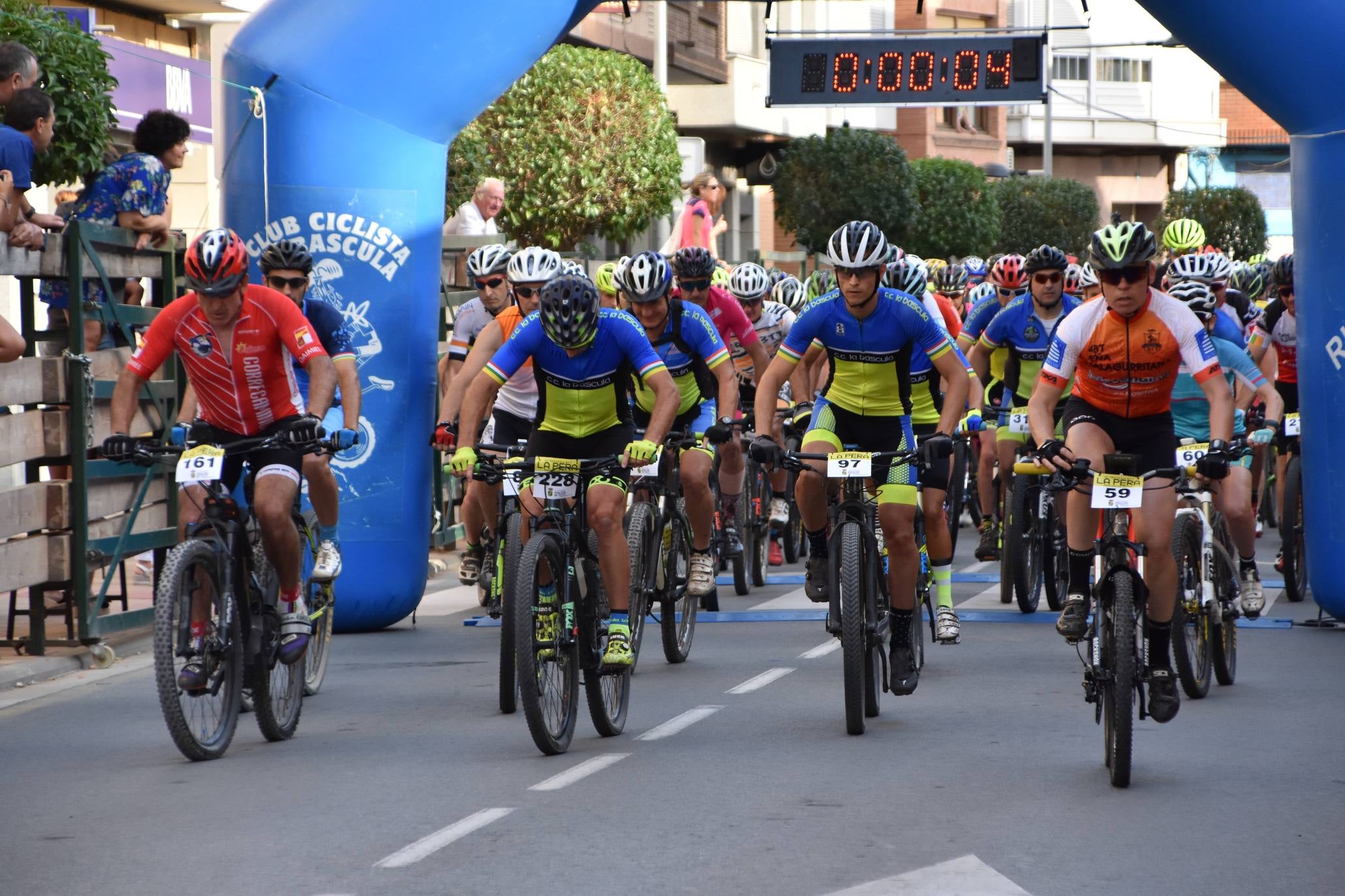 Fotos: Aitor Royo gana la BTT La Pera