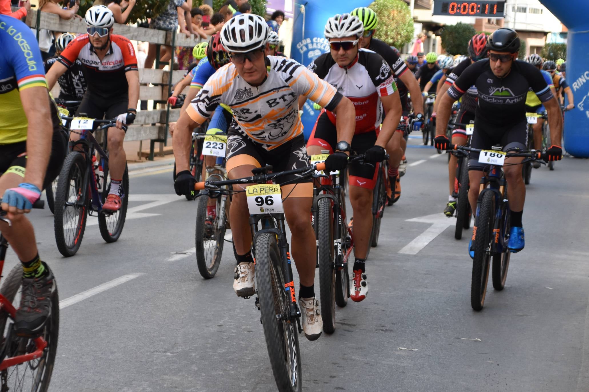 Fotos: Aitor Royo gana la BTT La Pera