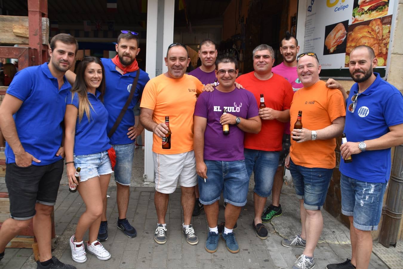 Fotos: Cervera lanza el cohete y disfruta del recorrido del agua va