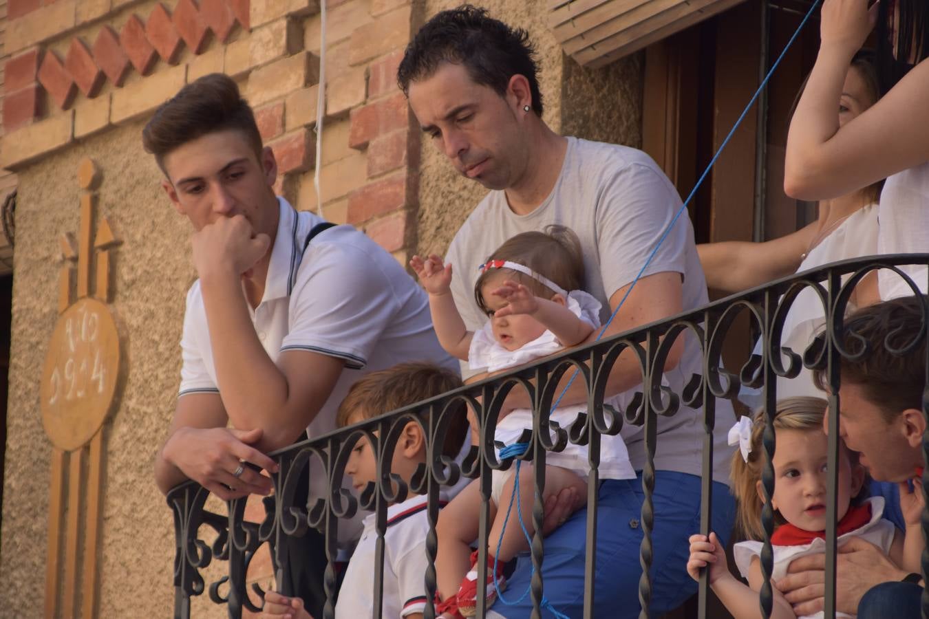 Fotos: Bajada de Santa Ana en las fiestas de Cervera