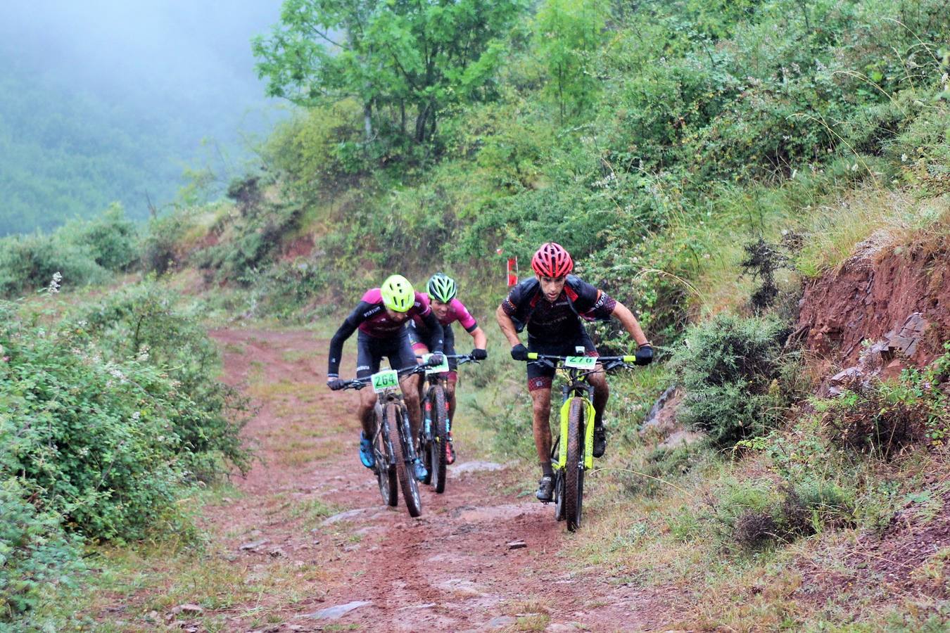 Fotos: Prueba: BTT Extreme de Ezcaray. El paso por Turza y Las Tres Aguas