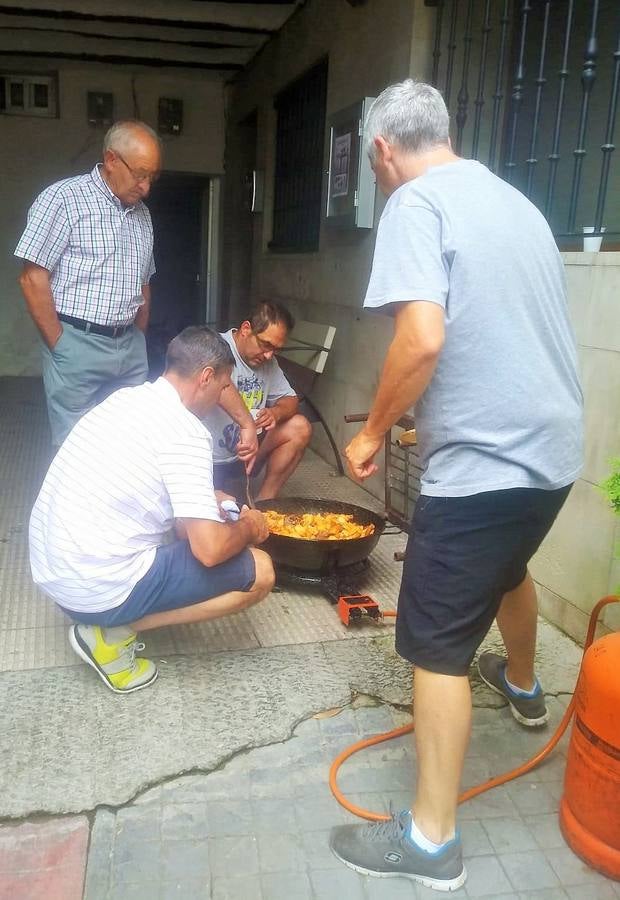 Fotos: Viguera continúa con sus fiestas de Santiago y Santa Ana