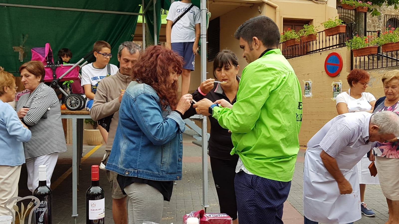 Fotos: Viguera continúa con sus fiestas de Santiago y Santa Ana