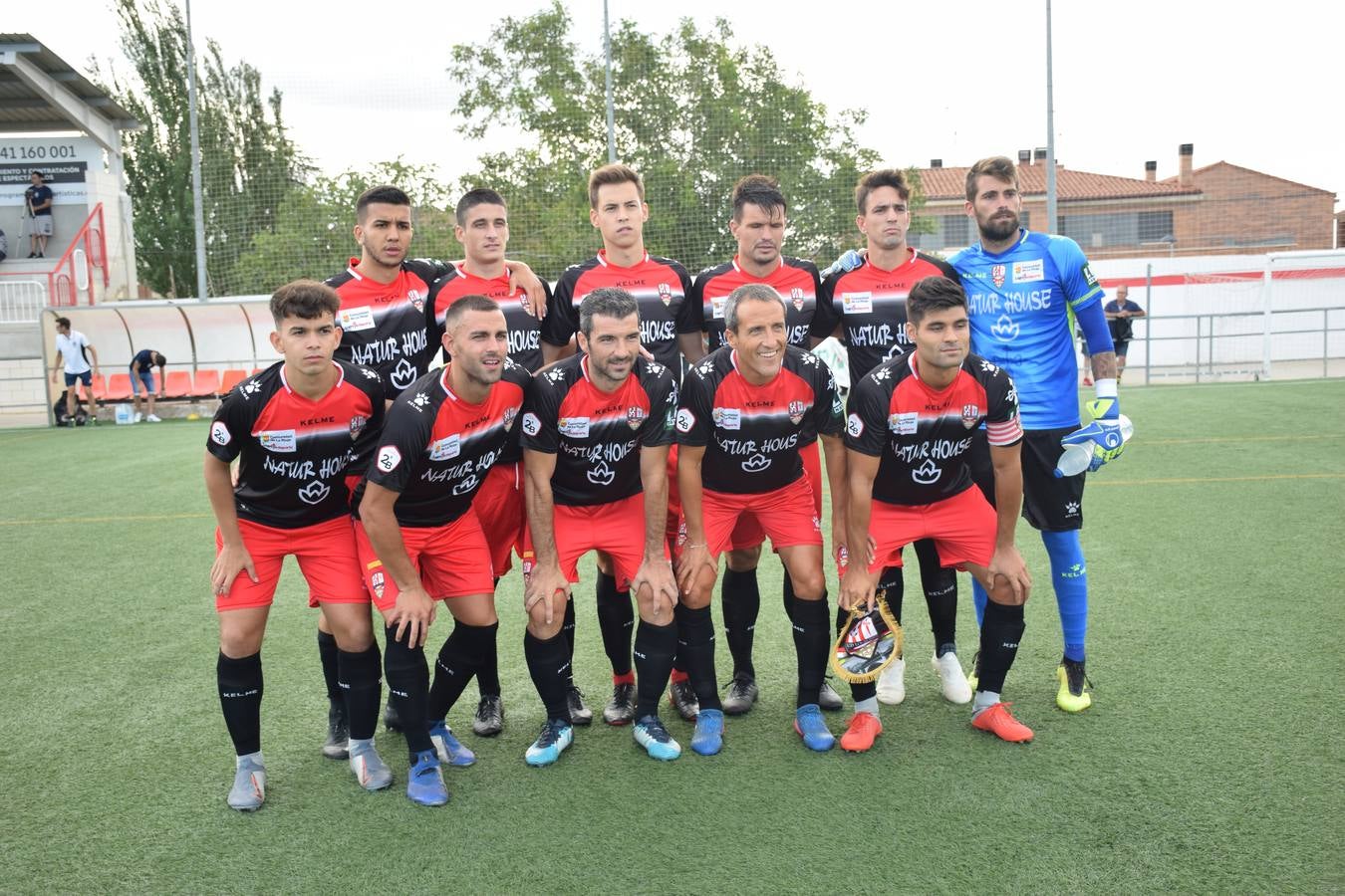 Fotos: La UDL se estrena ante el River Ebro