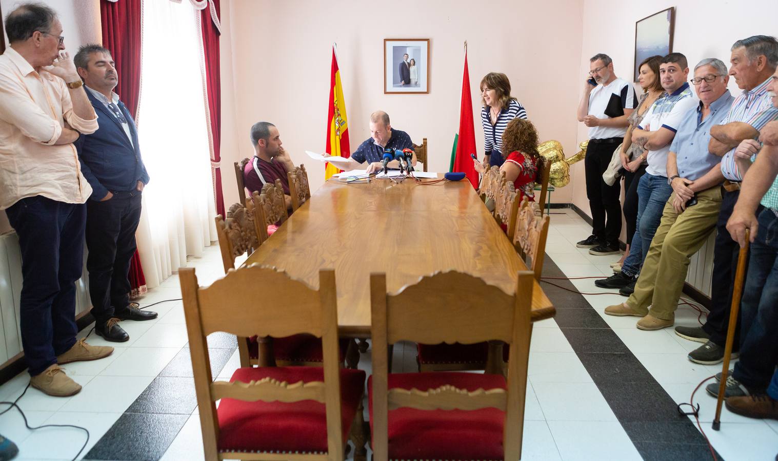 Fotos: Las imágenes de la moción de censura en Tricio