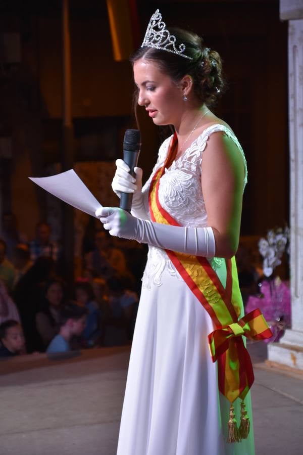 Fotos: La coronación de las reinas de las fiestas de Rincón de Soto