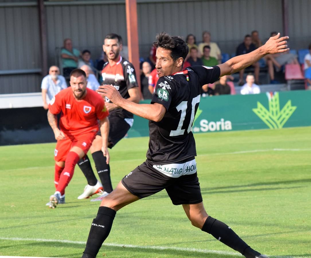 Fotos: Las fotografías del encuentro entre el Numancia y la UD Logroñés