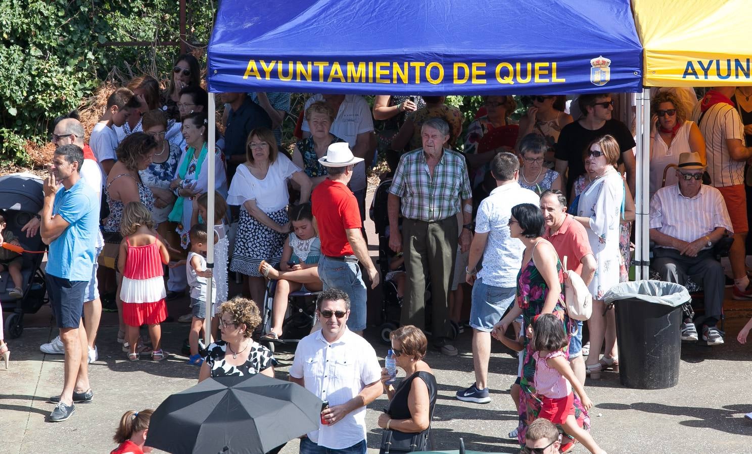 Fotos: Las imágenes del lanzamiento del pan y el queso en Quel