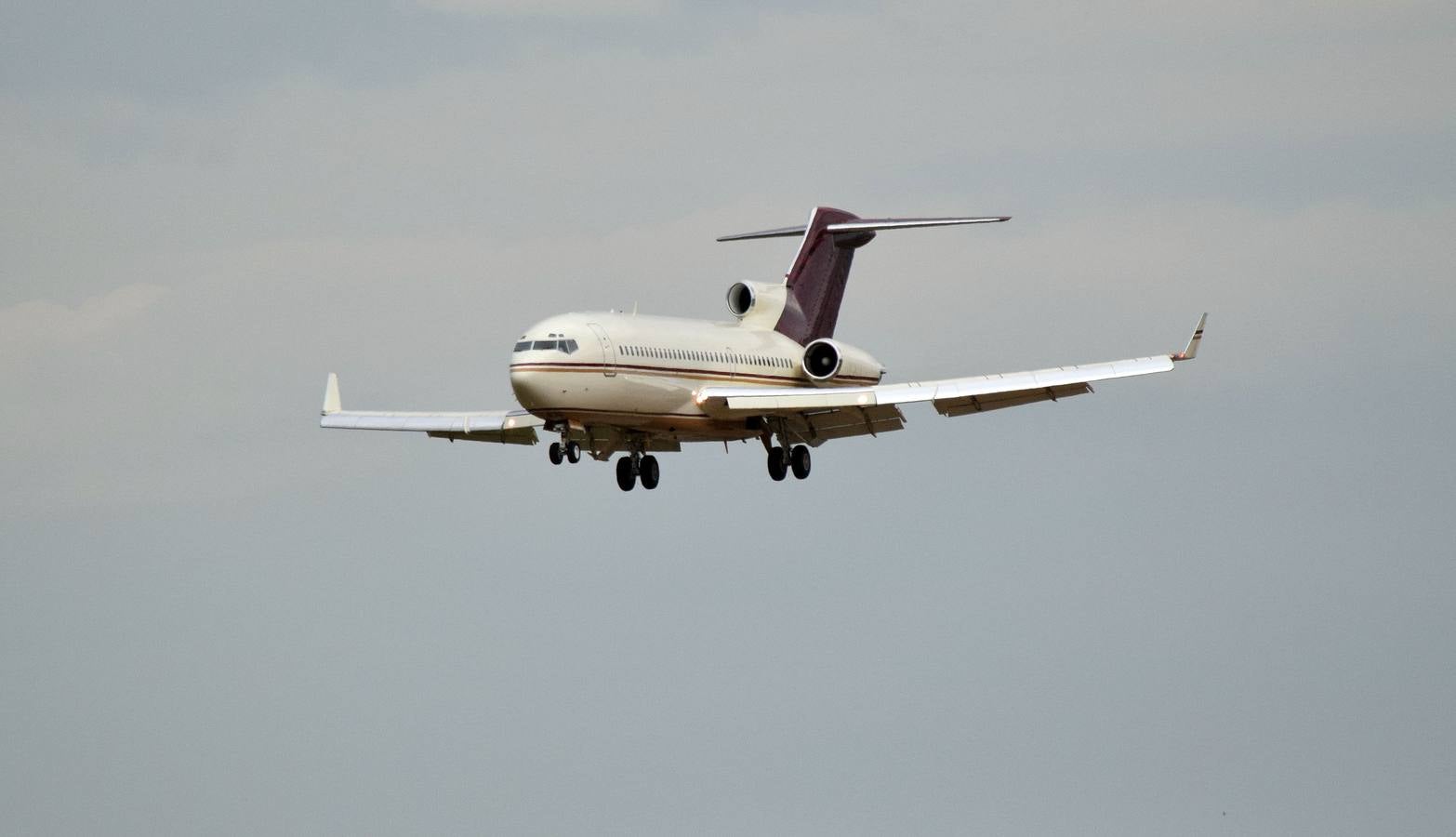 El Boeing-727, a punto de llegar a Agoncillo