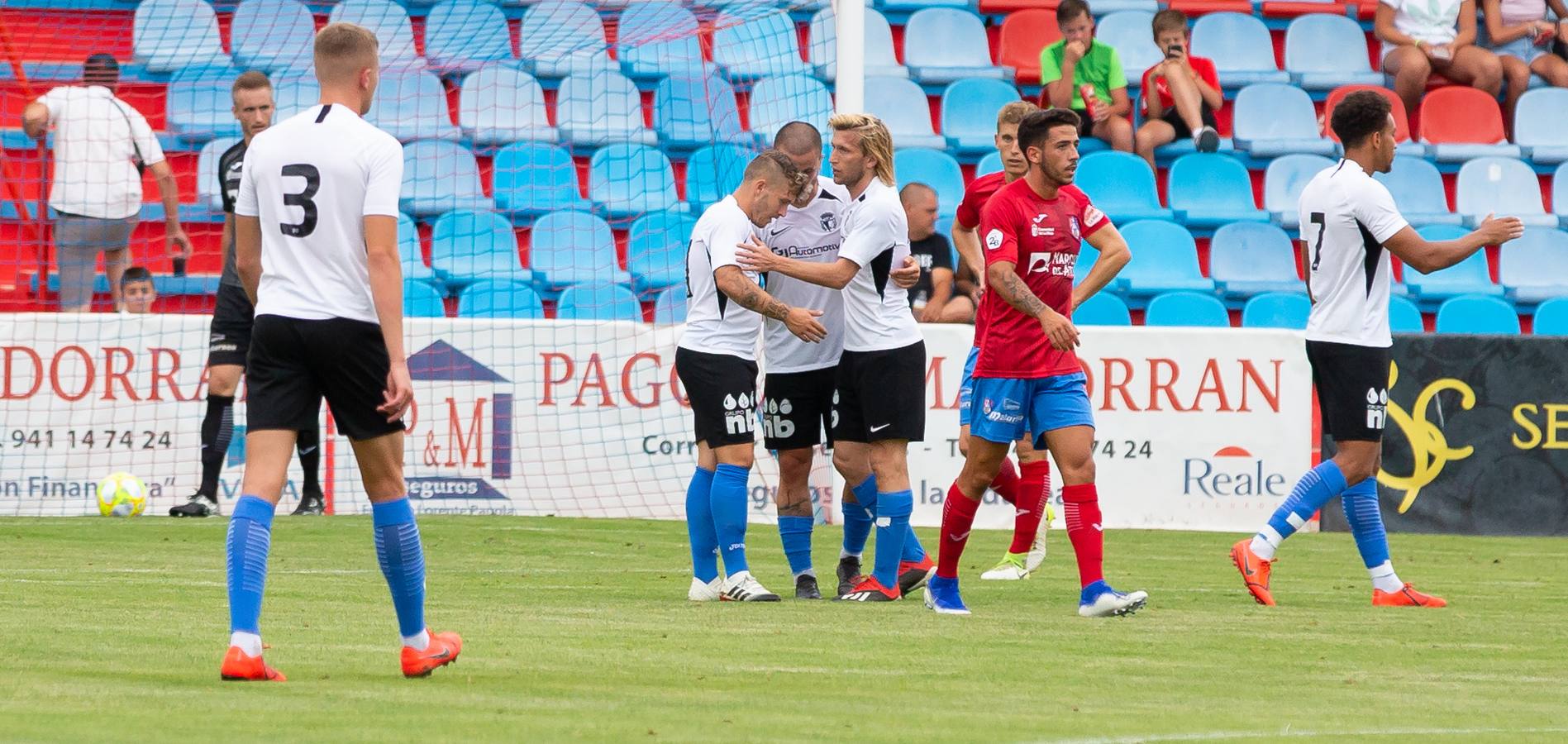 Fotos: El Calahorra cae ante el Burgos