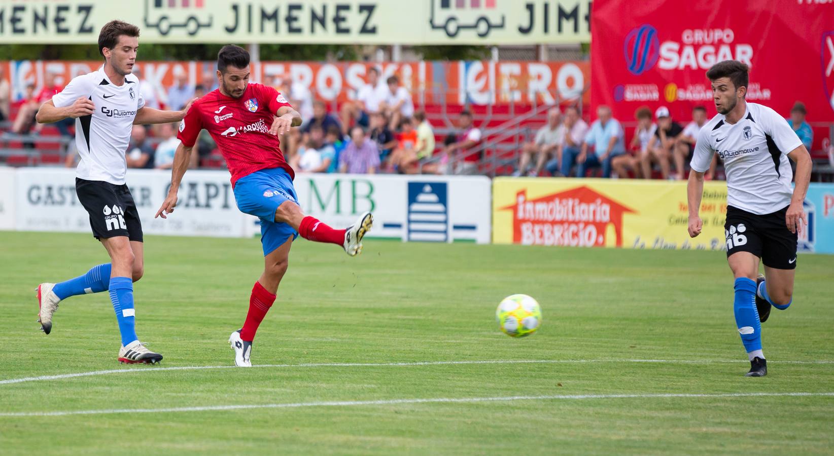 Fotos: El Calahorra cae ante el Burgos