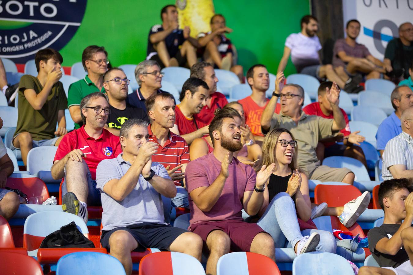 Fotos: El Calahorra cae ante el Burgos